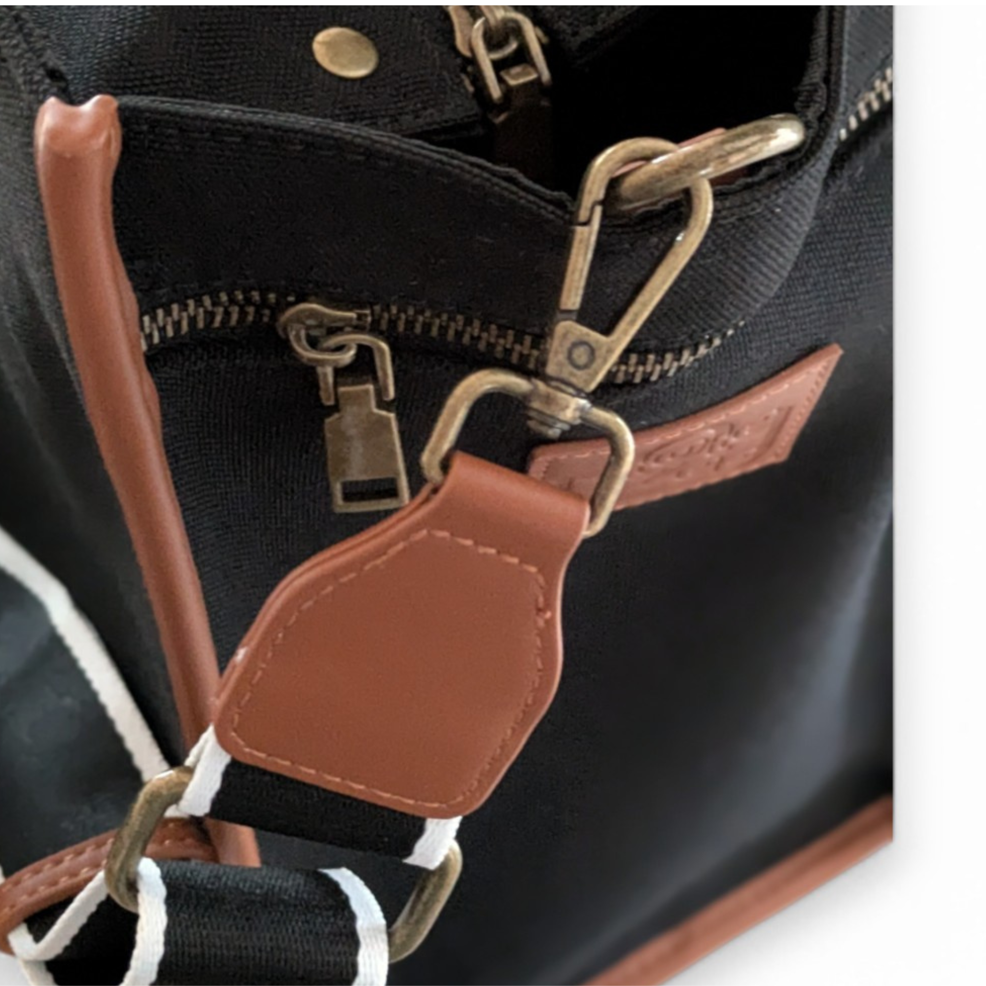 Totezee Black & Brown